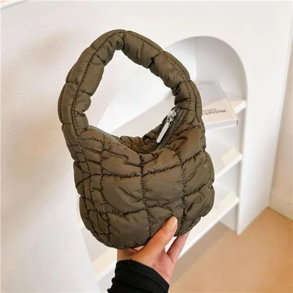 NWT Quilted Nylon Puffer Hobo Purse - Lightweight, Padded - Picture 2 of 6